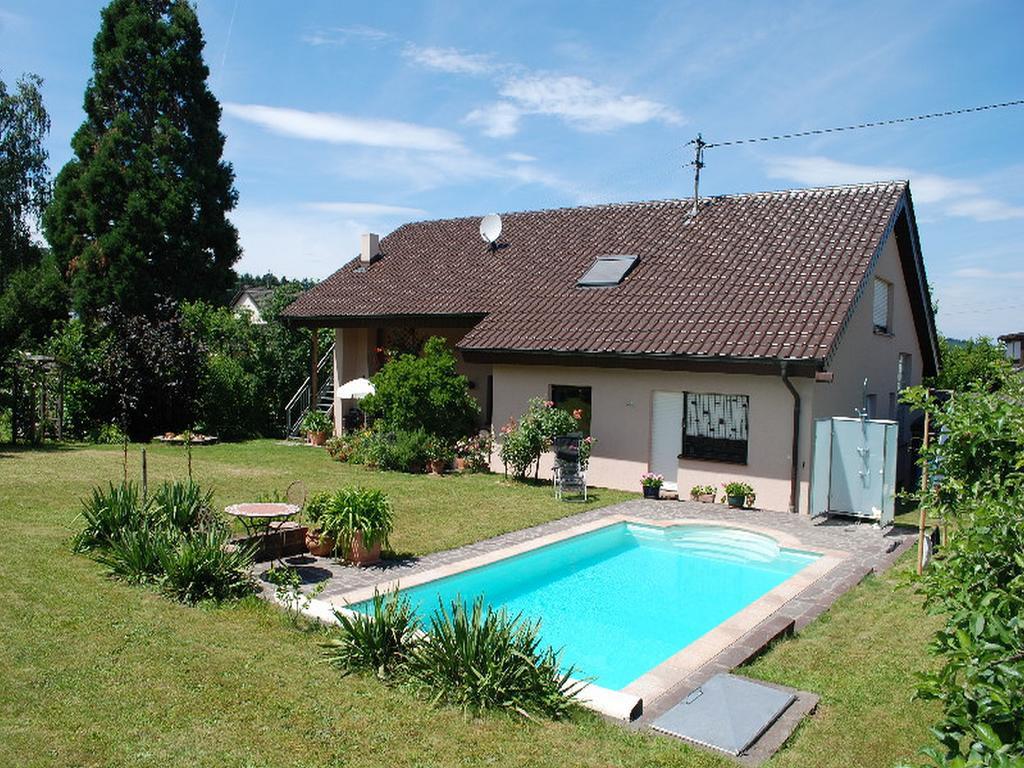 Ferienwohnung Mit Pool Straubenhardt Exteriör bild